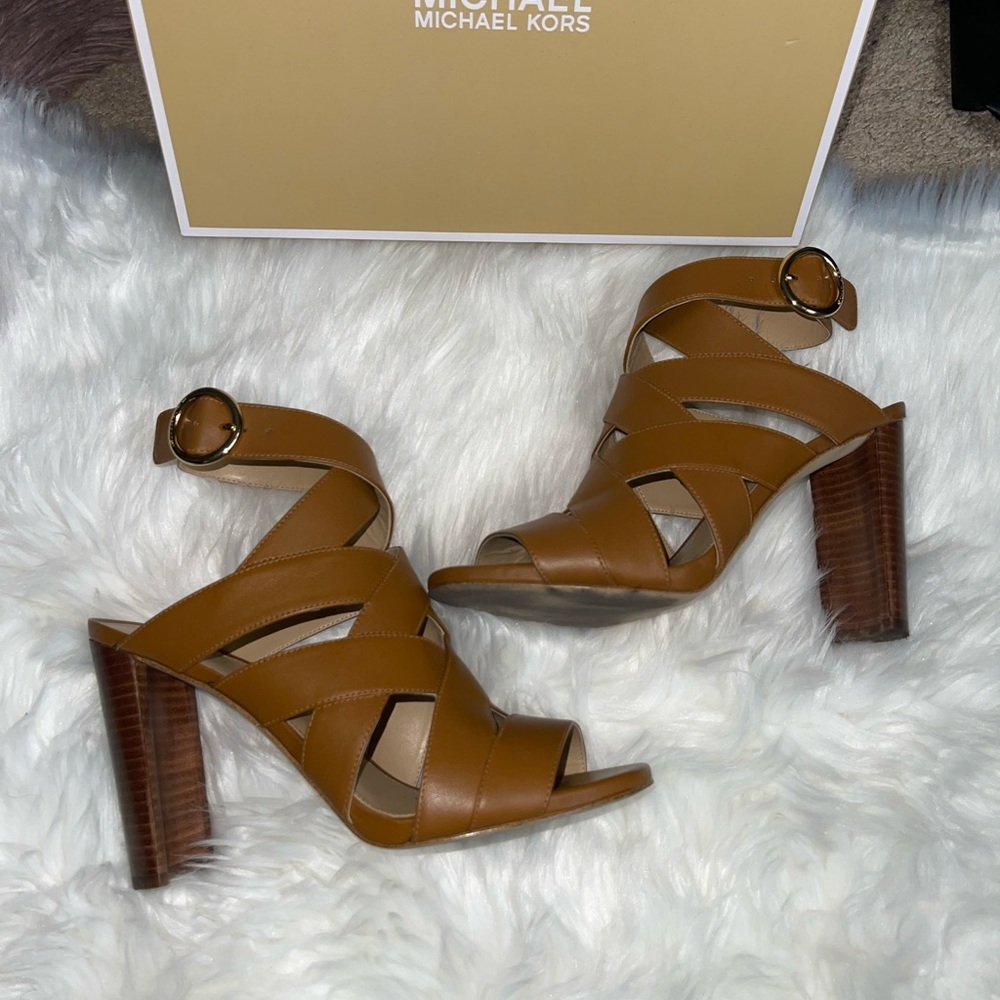 Michael Kors Womens strappy fall heels